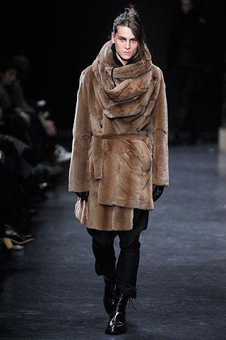 Ann Demeulemeester / - 2010-2011